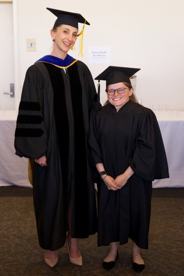 74305_2018 Convocation Gowning